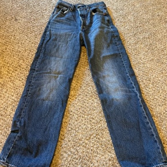 Levi's Ribcage Straight Ankle Jeans in Dark Indigo - Picture 3 of 5